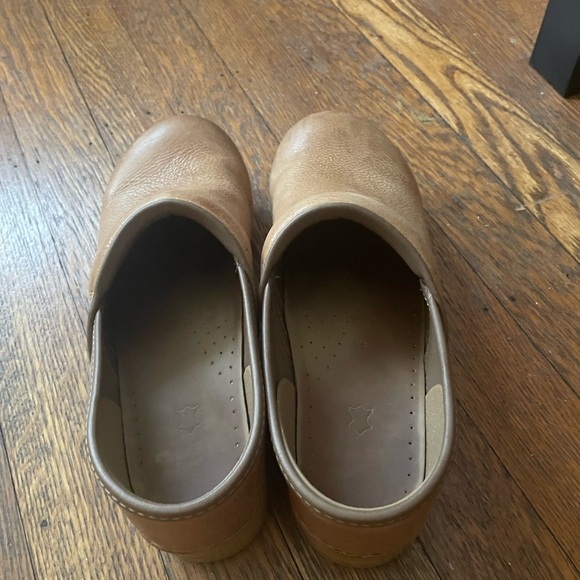 Men’s Dansko Professional Clogs - Picture 5 of 5